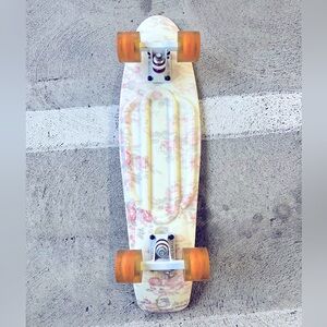 Floral Penny Board w/ Light Up wheels